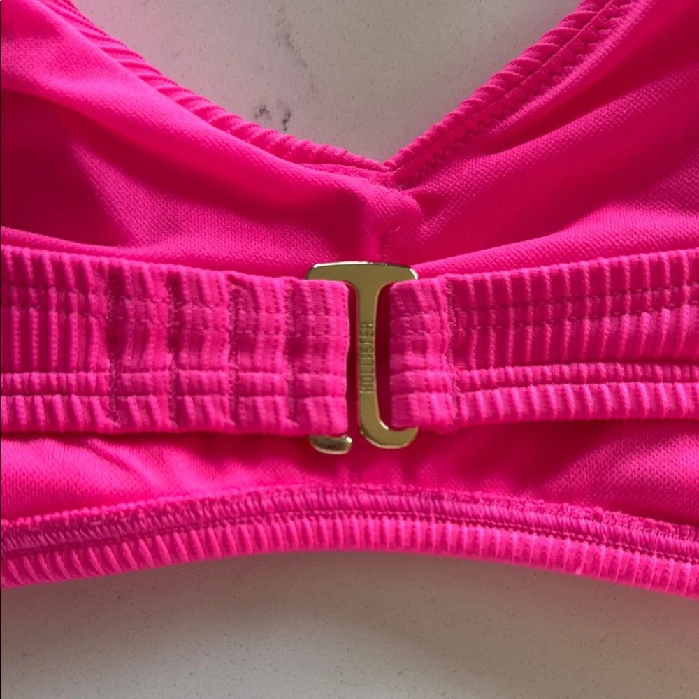Hollister Pink Sleeveless Crop Top with Cut Out - Picture 10 of 11